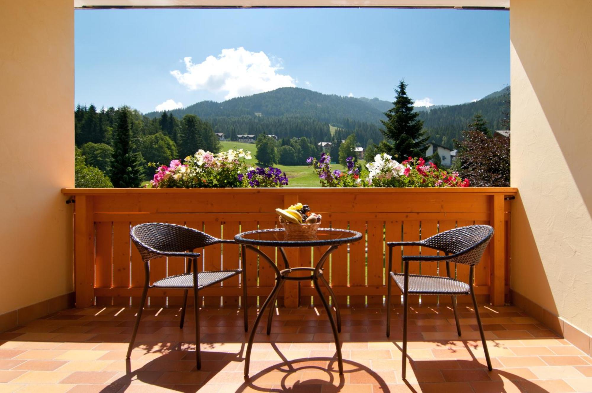 Family & Sporthotel Kaerntnerhof Bad Kleinkirchheim Eksteriør bilde